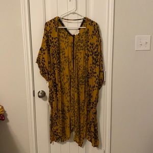 Leopard print kimono. Size M